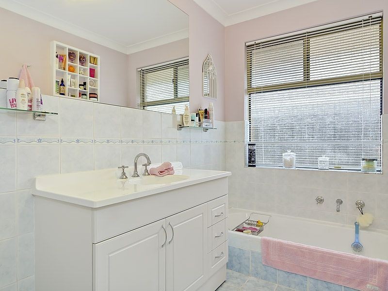 25 Westall Terrace, Leeming WA 6149