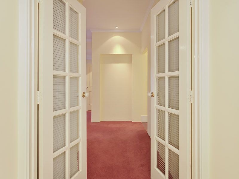 40 Peterborough Circle, North Lake WA 6163