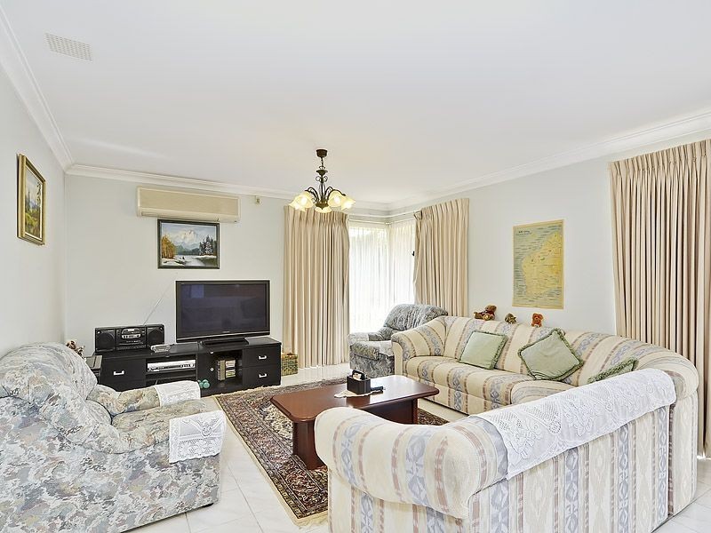 15 Hartwell Parade, Jandakot WA 6164