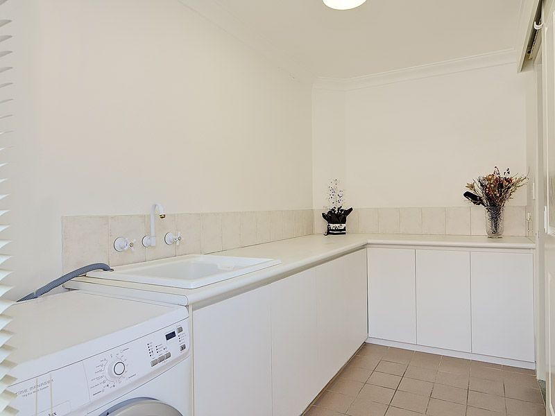 15 Hartwell Parade, Jandakot WA 6164