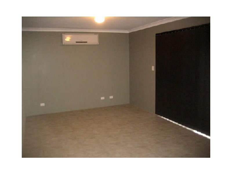 16A Tarwhine Close, South Lake WA 6164