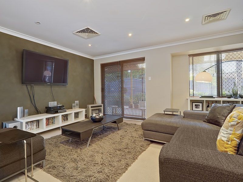 17B Chaparral Crescent, Willetton WA 6155