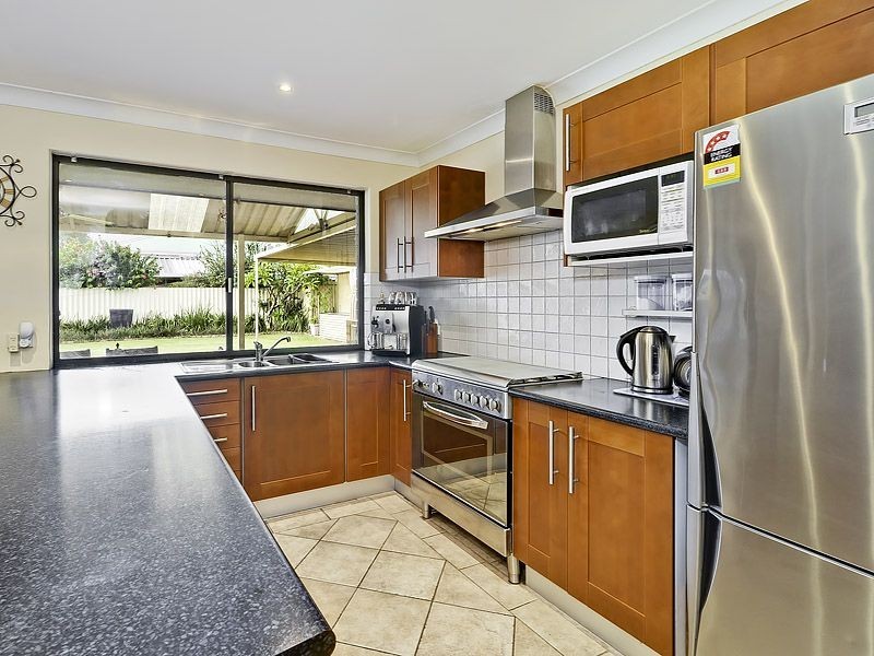 9 Gracechurch Crescent, Leeming WA 6149