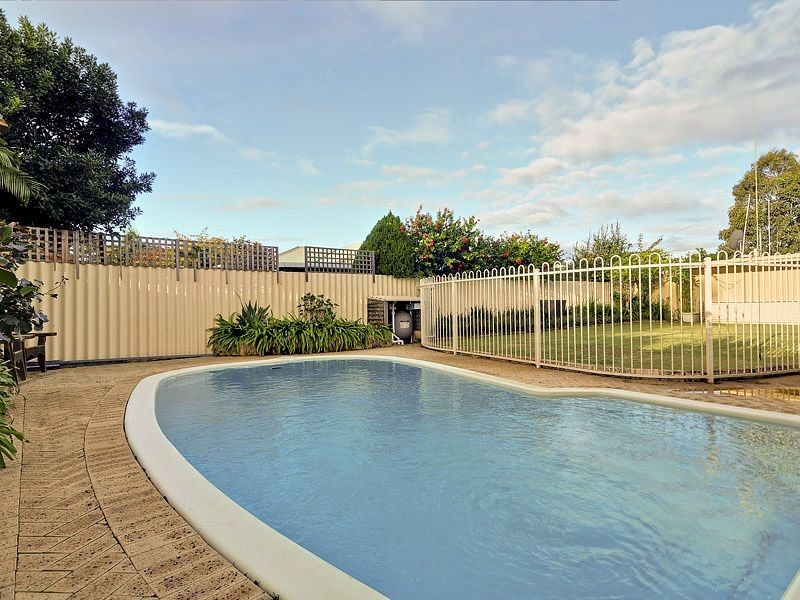 9 Gracechurch Crescent, Leeming WA 6149