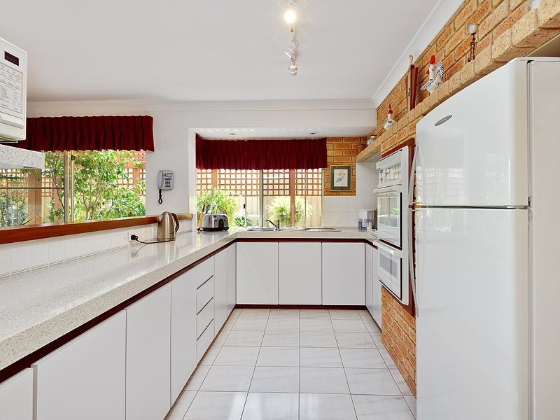 41 Casserly Drive, Leeming WA 6149