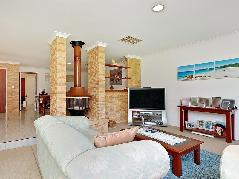 41 Casserly Drive, Leeming WA 6149