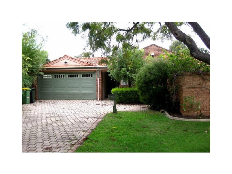 24 Gairloch Street, Applecross WA 6153