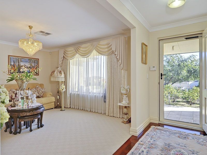 31 Houghton Way, Winthrop WA 6150