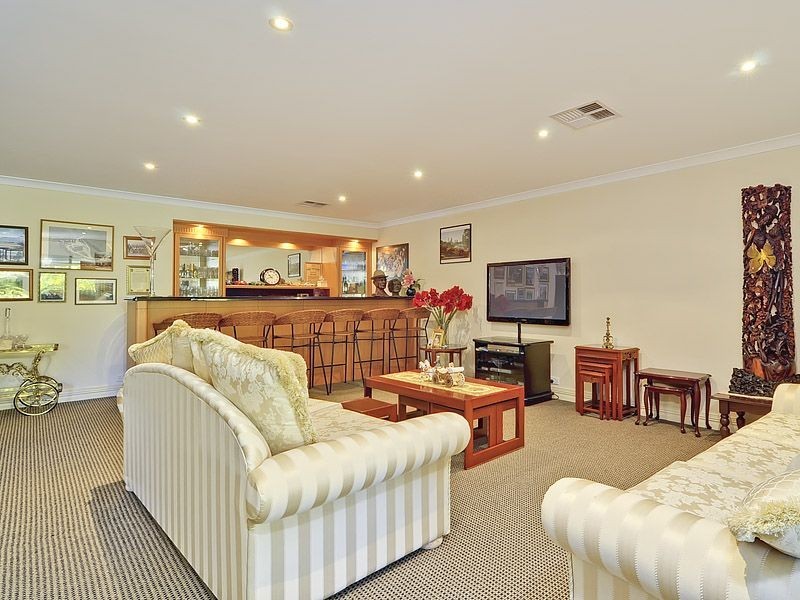 31 Houghton Way, Winthrop WA 6150