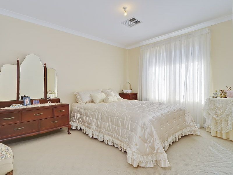 31 Houghton Way, Winthrop WA 6150