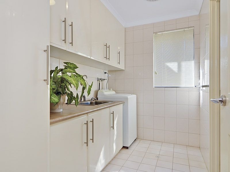 31 Houghton Way, Winthrop WA 6150