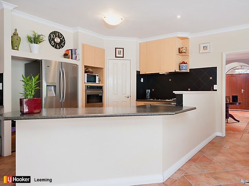 10 Strutt Parkway, Southern River WA 6110