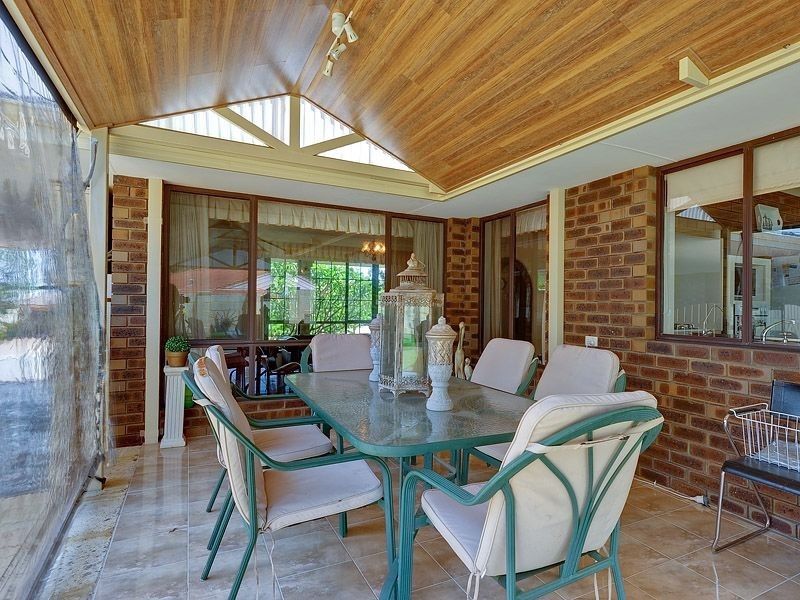 6 Faull Close, Leeming WA 6149