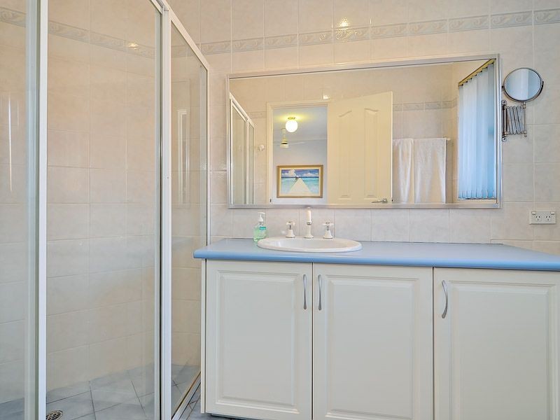 24 Harrington Crescent, Leeming WA 6149