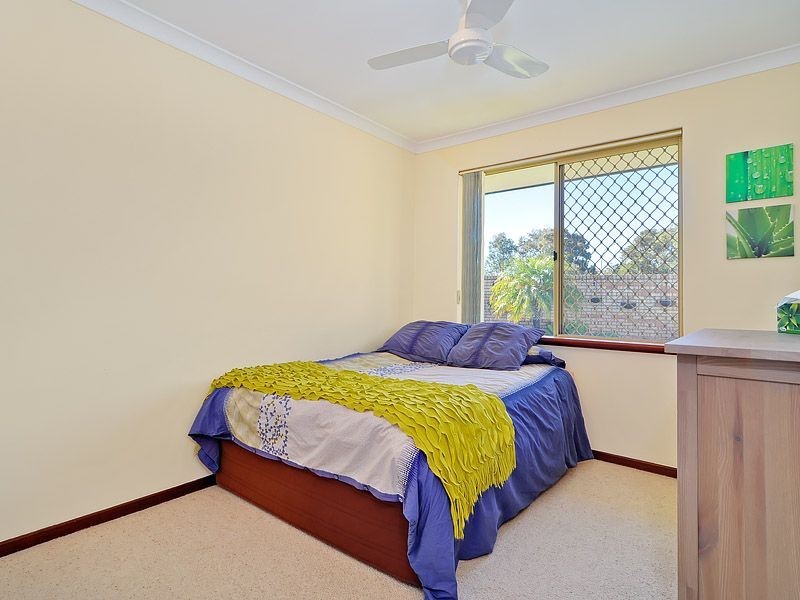 24 Harrington Crescent, Leeming WA 6149