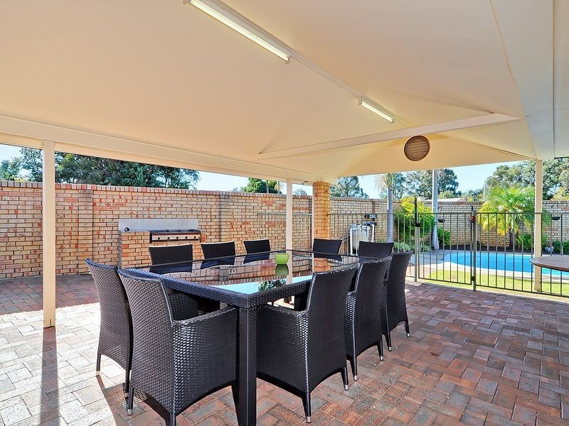 24 Harrington Crescent, Leeming WA 6149