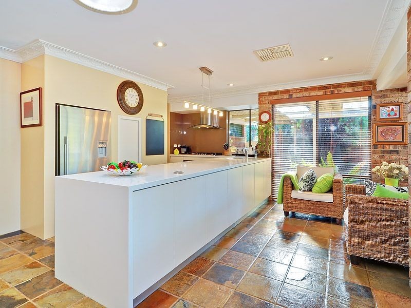 1 Bagot Court, Leeming WA 6149