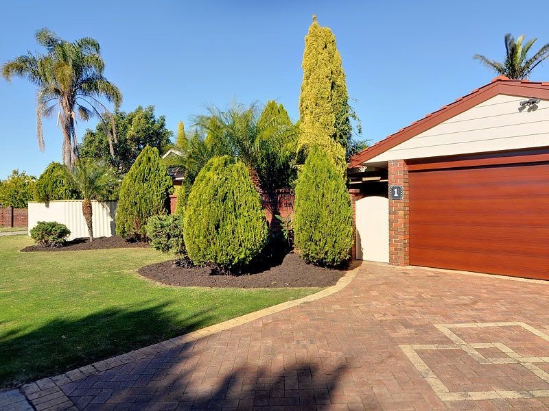 1 Bagot Court, Leeming WA 6149