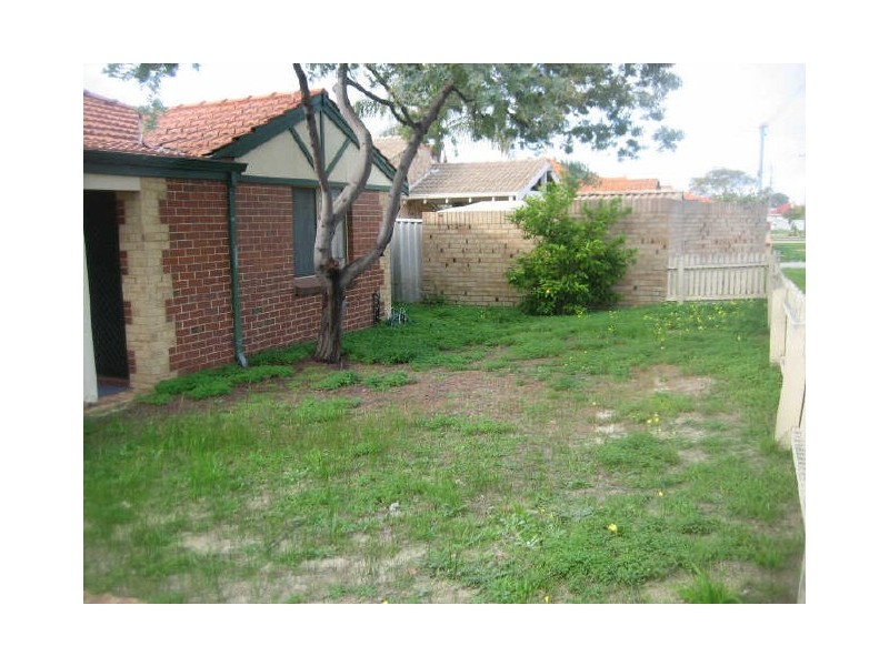 a/10 Cromer Road, Brentwood WA 6153