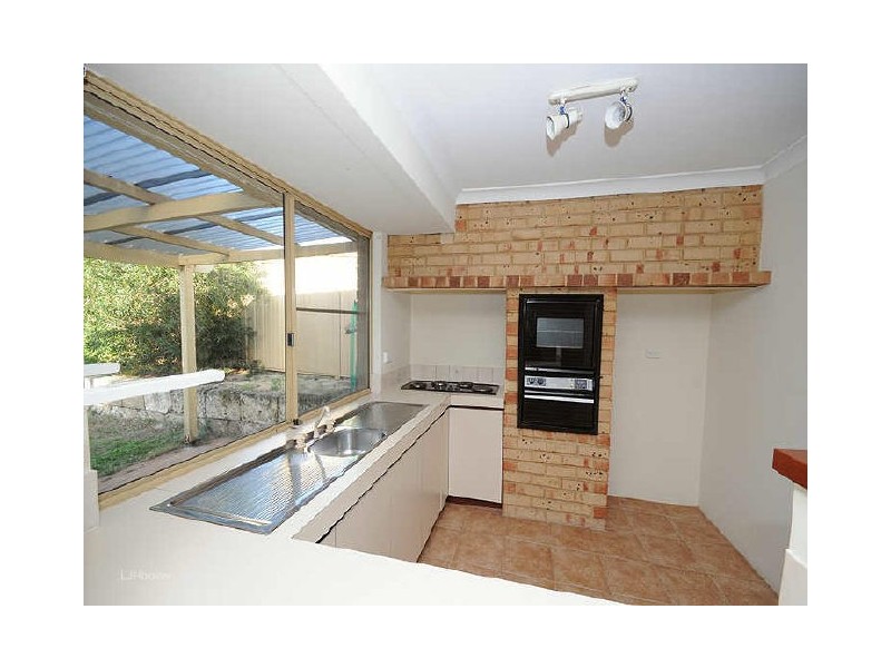 15A Mifflin Place, Leeming WA 6149