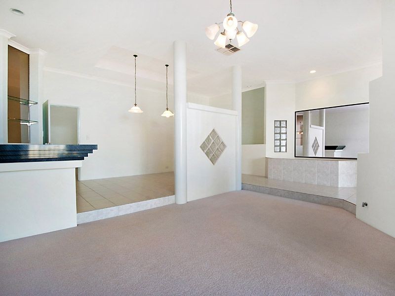 19 Trailridge Turn, Leeming WA 6149