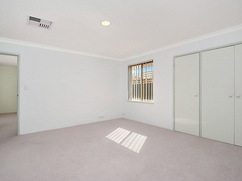 19 Trailridge Turn, Leeming WA 6149