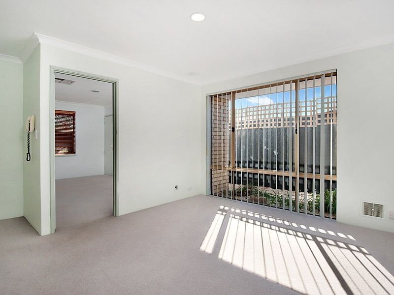 19 Trailridge Turn, Leeming WA 6149