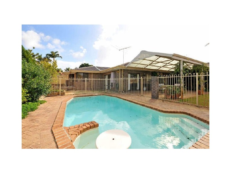 3 Sudbury Court, Leeming WA 6149