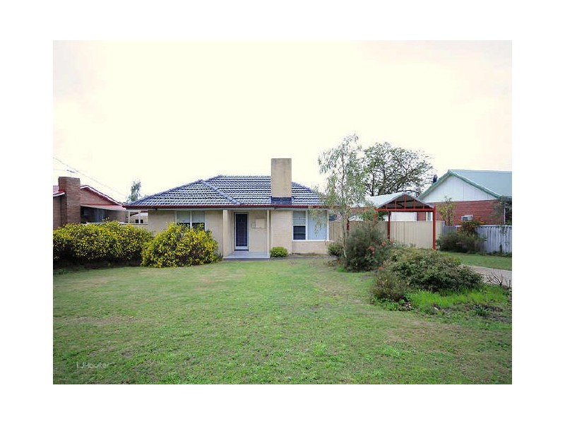 30 Leece Street, Coolbellup WA 6163