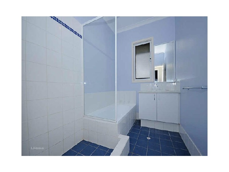 30 Leece Street, Coolbellup WA 6163