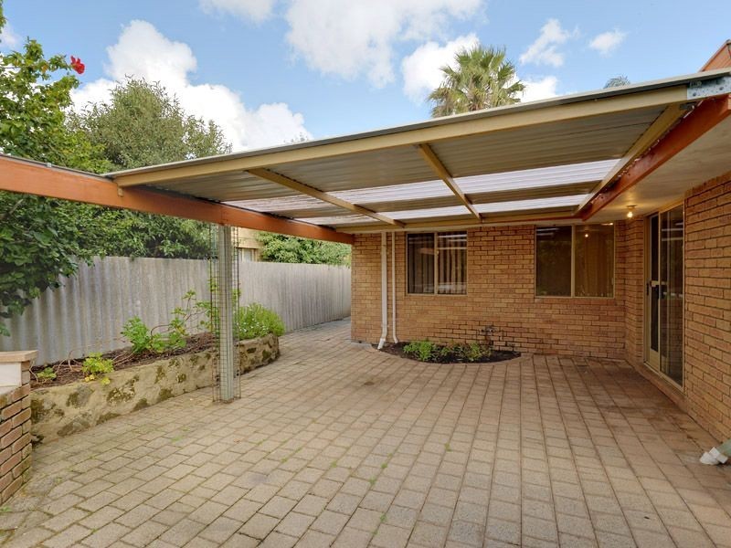 21 Farrington Road, Leeming WA 6149