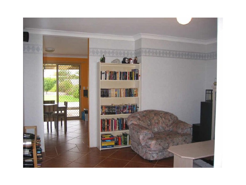 83 Glenbawn Drive, South Lake WA 6164