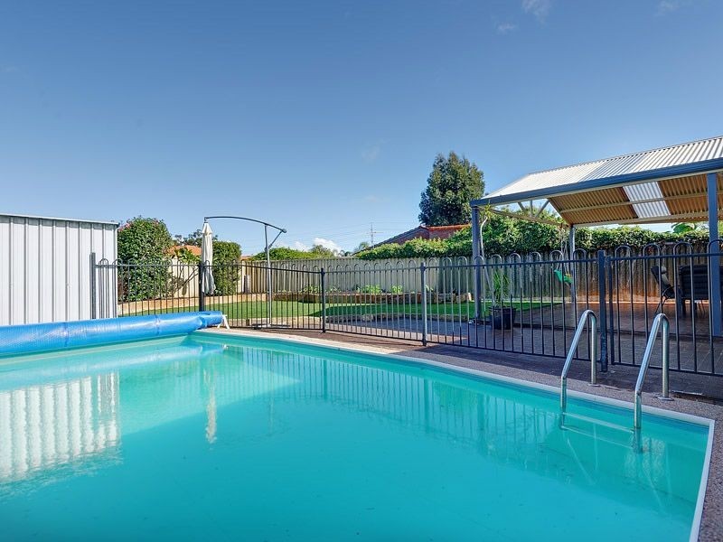 10 Gracechurch Crescent, Leeming WA 6149