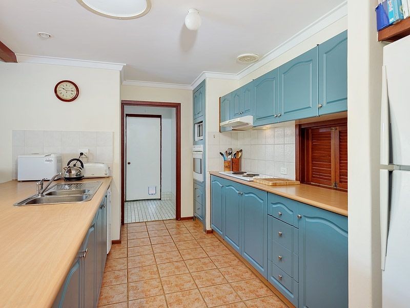 10 Gracechurch Crescent, Leeming WA 6149