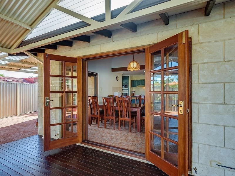 10 Gracechurch Crescent, Leeming WA 6149