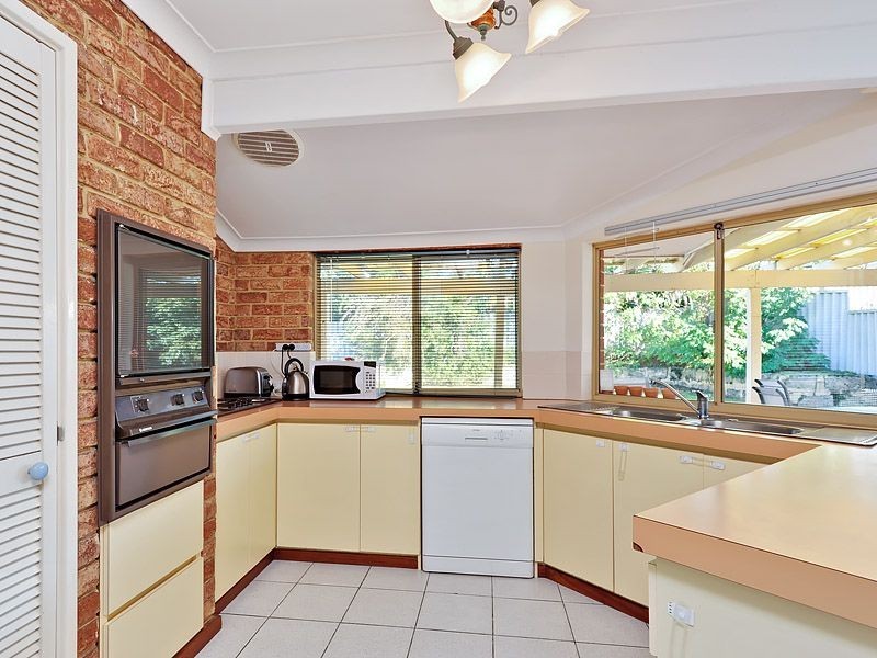 36 San Miguel Drive, Leeming WA 6149
