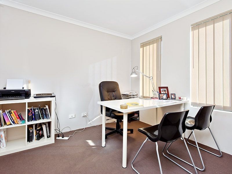 22/31 Barfield Road, Hammond Park WA 6164