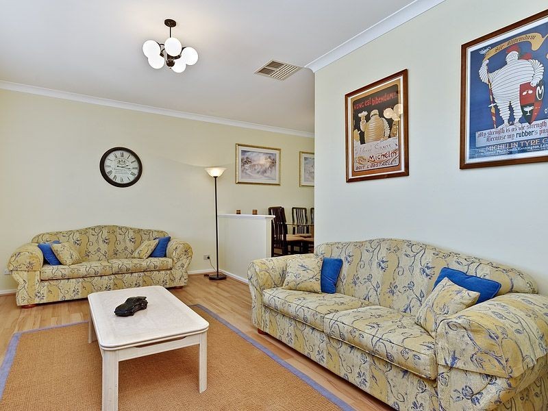 10A Castlemain Heights, Leeming WA 6149
