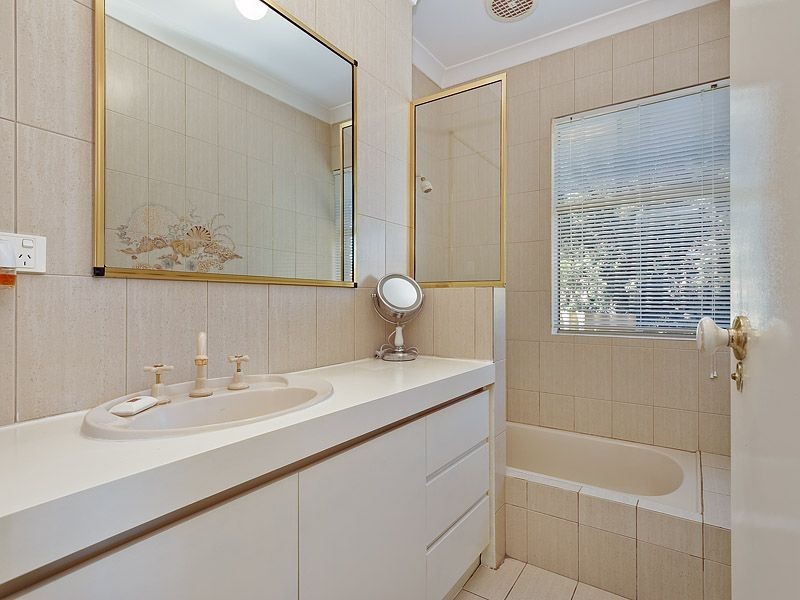 10A Castlemain Heights, Leeming WA 6149