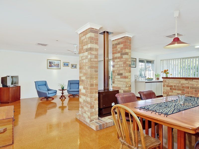 1 Brooke Gardens, Bateman WA 6150