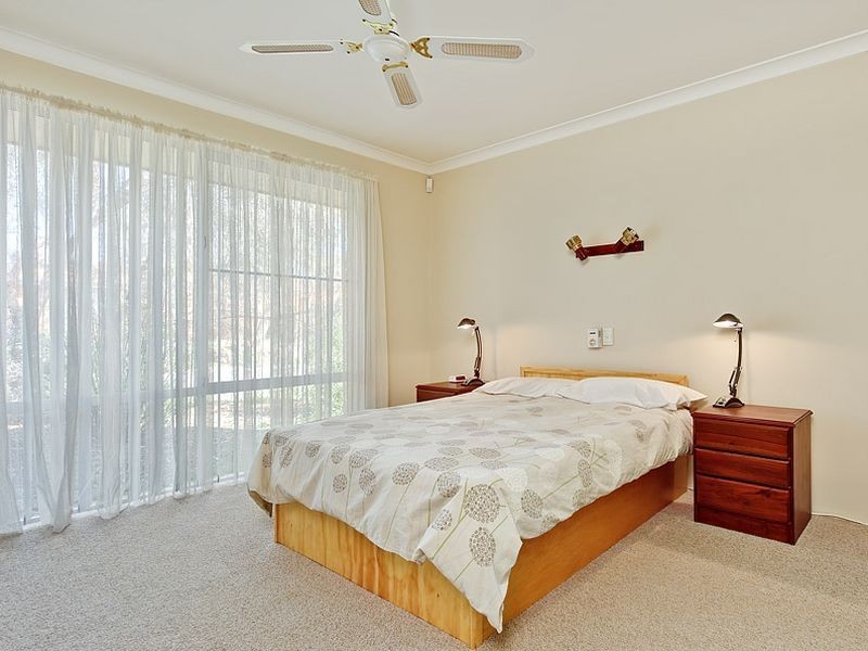 1 Brooke Gardens, Bateman WA 6150