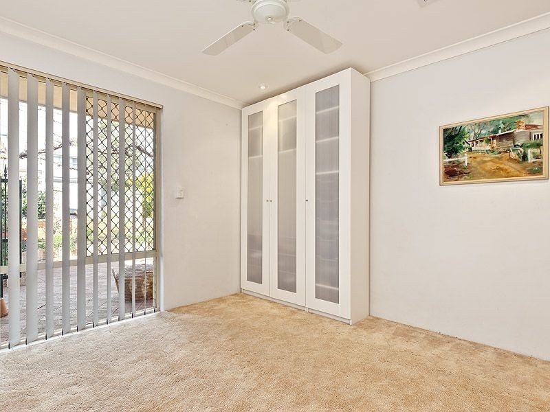 1 Brooke Gardens, Bateman WA 6150