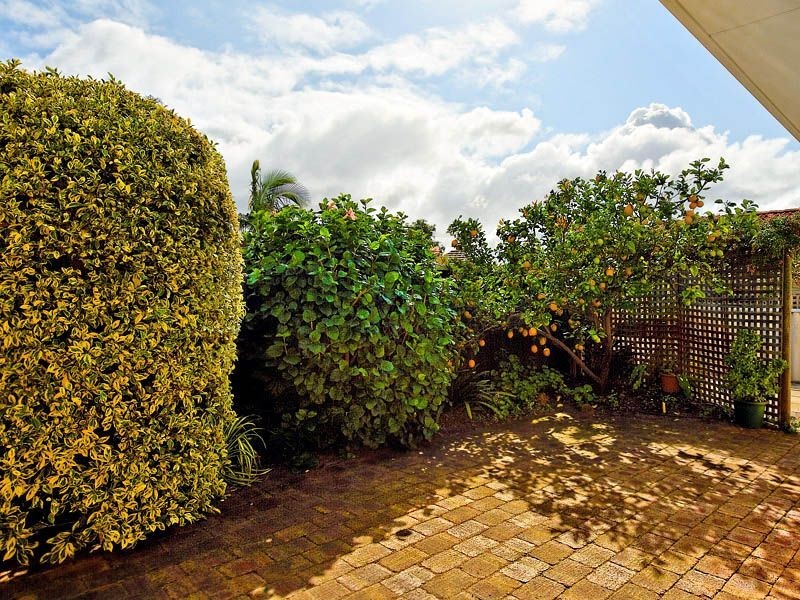 1 Brooke Gardens, Bateman WA 6150