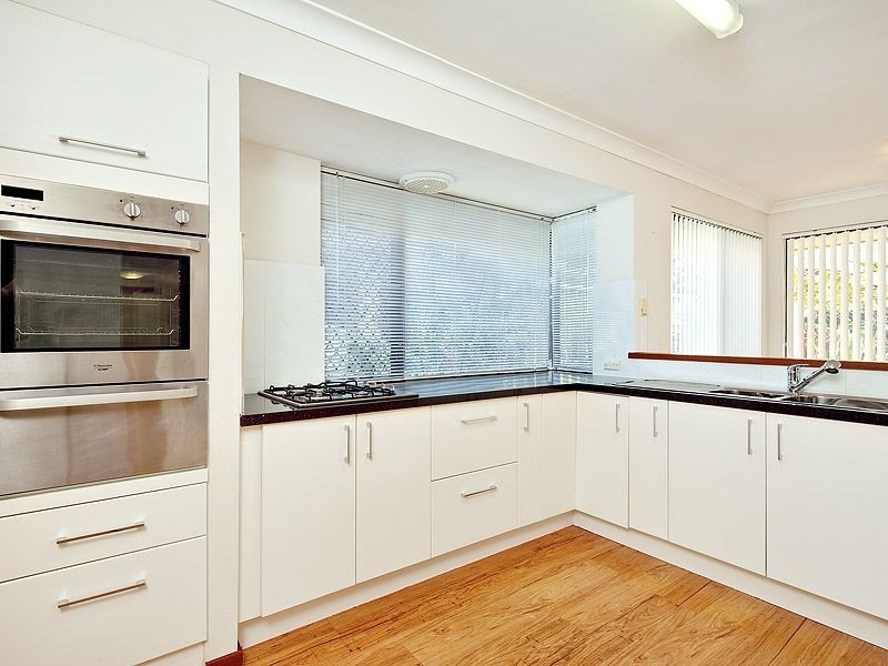 15 San Miguel Drive, Leeming WA 6149