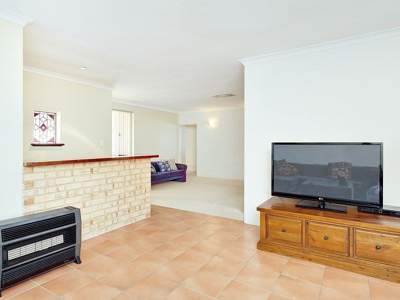 15 Twin Branch Rise, Leeming WA 6149