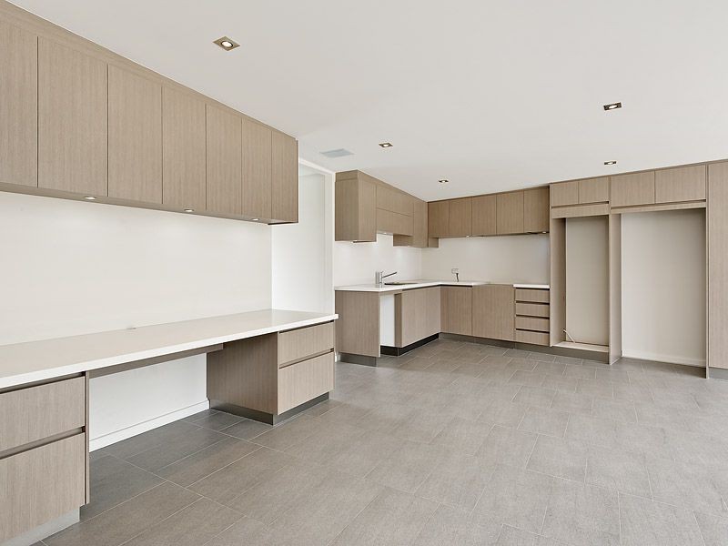 4 Tangney Court, Kardinya WA 6163