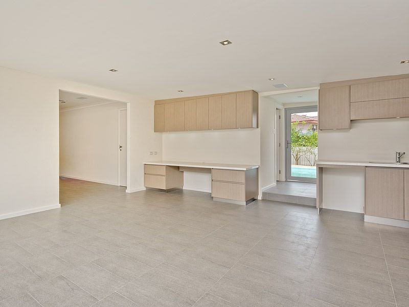 4 Tangney Court, Kardinya WA 6163