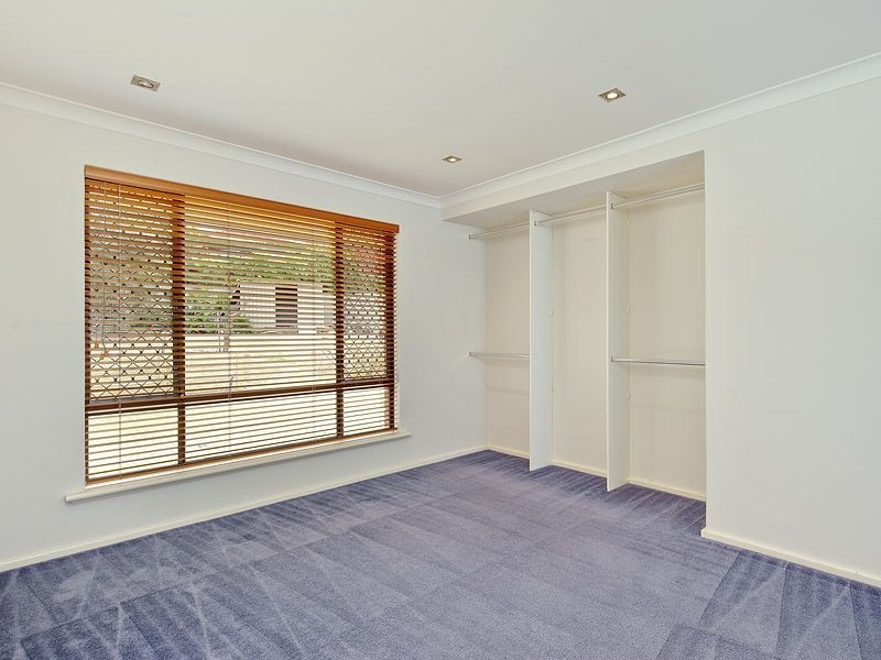 4 Tangney Court, Kardinya WA 6163