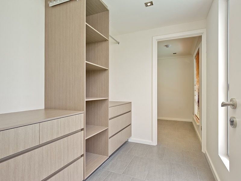 4 Tangney Court, Kardinya WA 6163