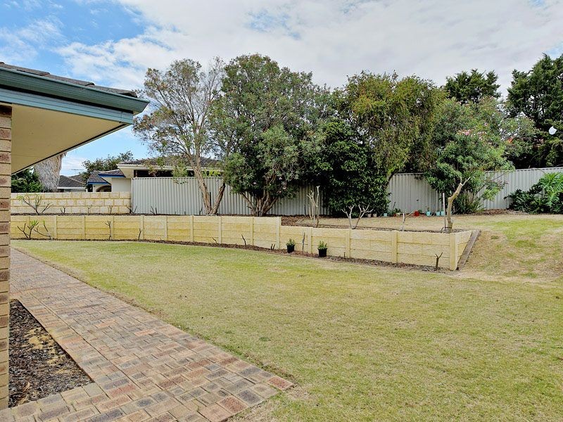 4 Tangney Court, Kardinya WA 6163